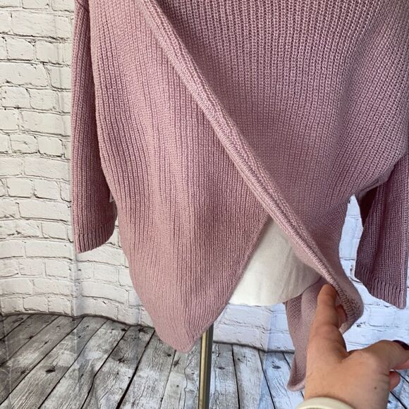 JustFab Sweater  - Picture 6 of 8